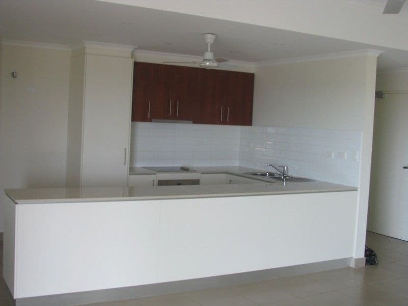 30/96 Woods Street, DARWIN NT 0800, Darwin - Thumbnail 2
