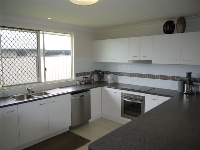 62 Polzin Road, HIGHFIELDS QLD 4352, Highfields - Thumbnail 2