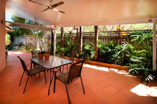10 'Burleigh Village', 16 Gardendale Crescent, BURLEIGH WATERS QLD 4220, Burleigh Waters - Thumbnail 2