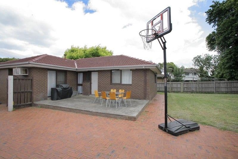 33 Deschamp Crescent, ROWVILLE VIC 3178, Rowville - Thumbnail 4