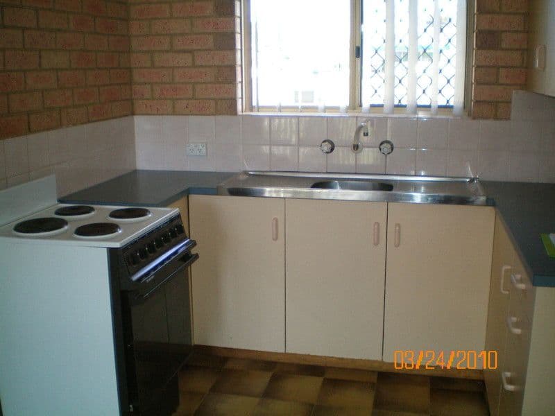 4/10 Plymouth Road, UTAKARRA WA 6530, Utakarra - Thumbnail 2