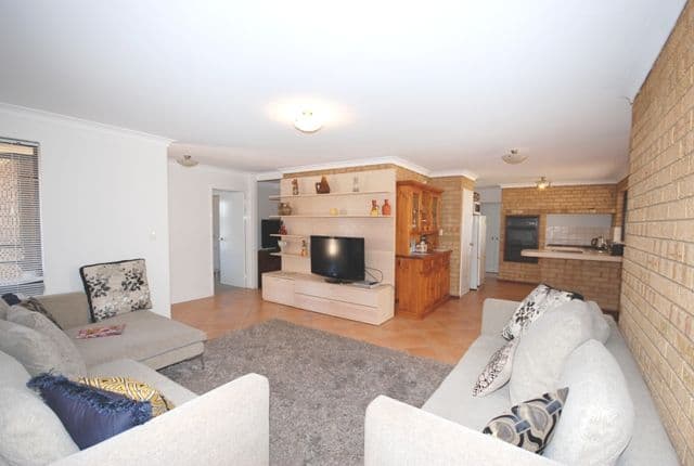 24 Darkins Retreat, PARMELIA WA 6167, Parmelia - Thumbnail 3