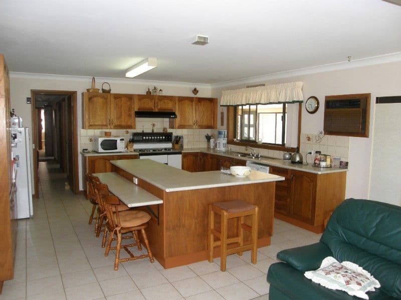 BATHURST NSW 2795, Bathurst - Thumbnail 6