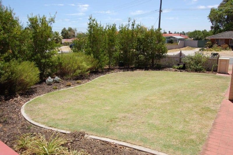 2c Connell Way, GIRRAWHEEN WA 6064, Girrawheen - Thumbnail 4