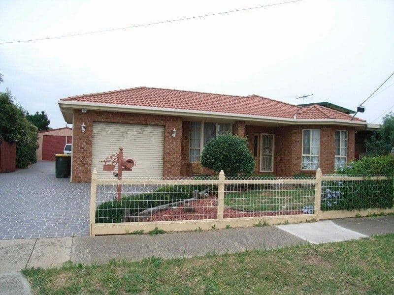 9 Beaumont Court, SYDENHAM VIC 3037, Sydenham - Image 1