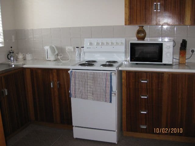 1/18 SEAVIEW Road, WEST BEACH SA 5024, West Beach - Thumbnail 2