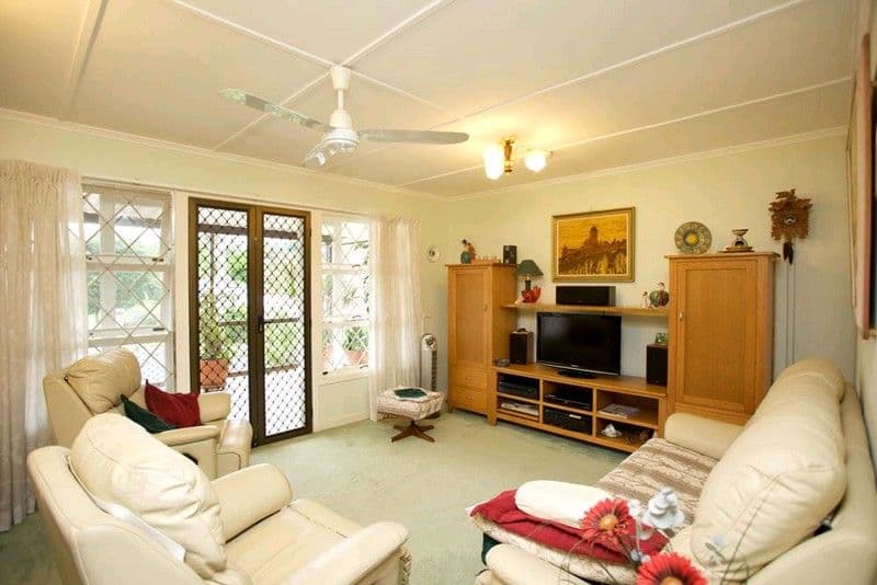 19 Zetland Street, UPPER MOUNT GRAVATT QLD 4122, Upper Mount Gravatt - Thumbnail 3