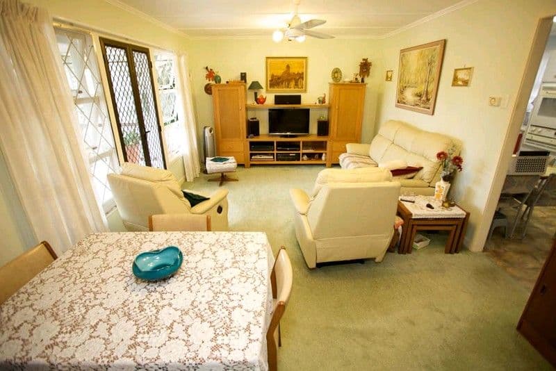 19 Zetland Street, UPPER MOUNT GRAVATT QLD 4122, Upper Mount Gravatt - Thumbnail 4