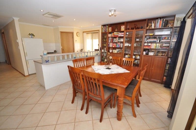 33  Tea Tree Drive, CRAIGMORE SA 5114, Craigmore - Thumbnail 3