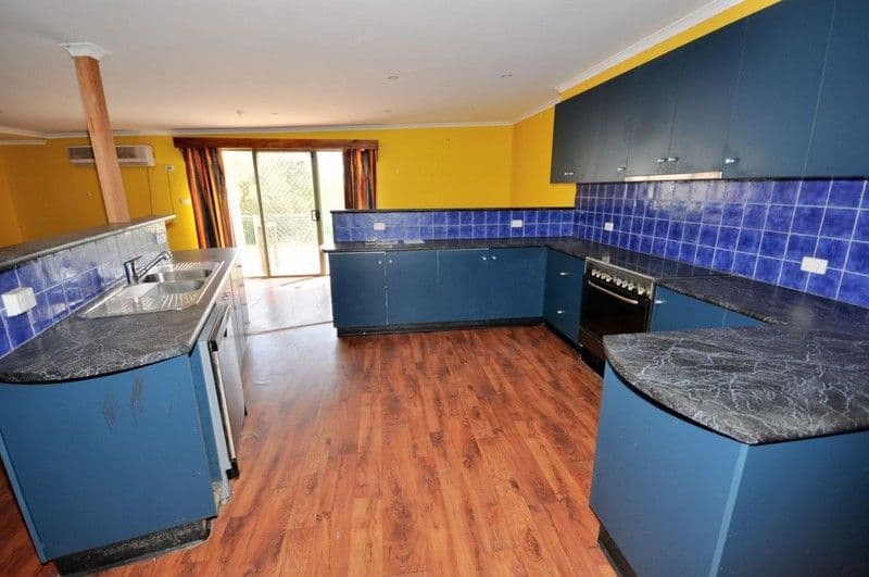 2 Mercer Street, SHELFORD VIC 3329, Shelford - Thumbnail 2