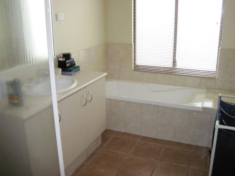 13 John Crescent, PIMPAMA, QLD, 4209, Pimpama - Thumbnail 7