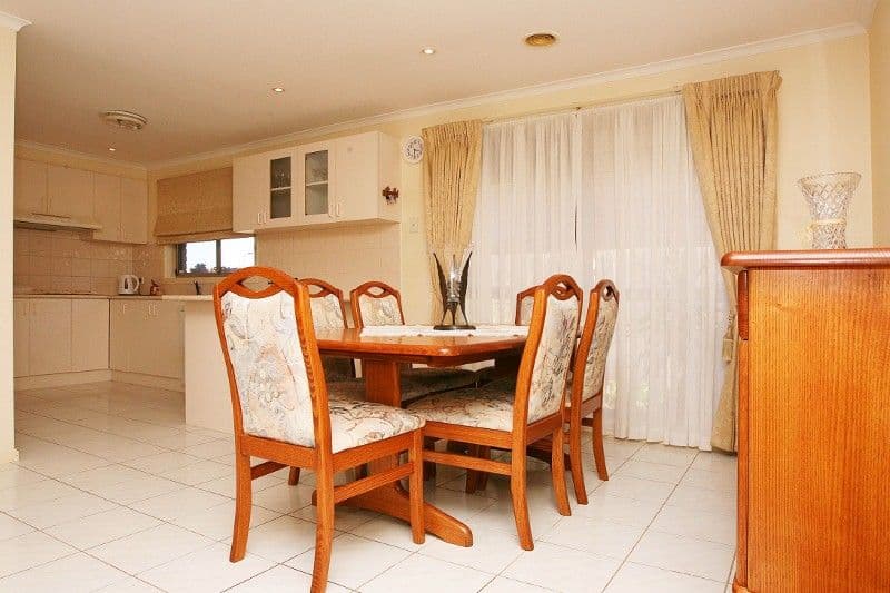 56 Honeyeater Crescent, TAYLORS LAKES VIC 3038, Taylors Lakes - Thumbnail 3