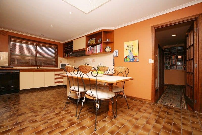 53 Dongola Road, KEILOR DOWNS VIC 3038, Keilor Downs - Thumbnail 3