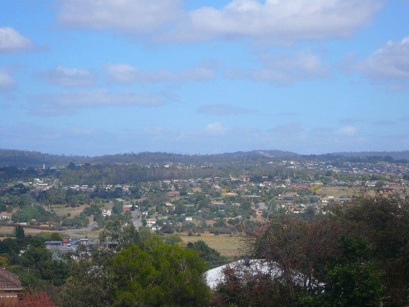 37 Benvenue Road, ST LEONARDS TAS 7250, St Leonards - Thumbnail 5