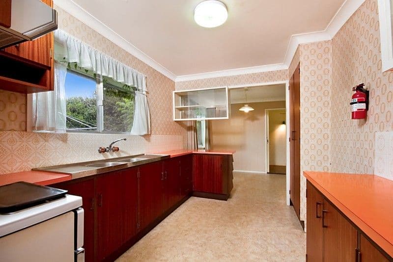97 Valhalla Street, SUNNYBANK QLD 4109, Sunnybank - Thumbnail 2