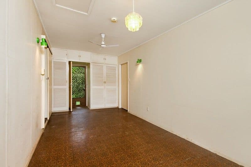 97 Valhalla Street, SUNNYBANK QLD 4109, Sunnybank - Thumbnail 5