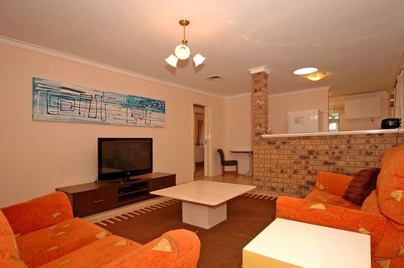 16B Thorburn Avenue, BEECHBORO WA 6063, Beechboro - Thumbnail 4