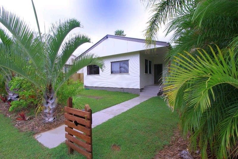 7 Nielsen Street, SVENSSON HEIGHTS QLD 4670, Svensson Heights - Image 1