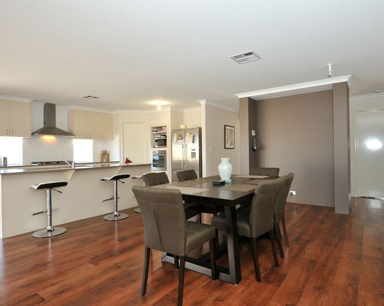 2/64 Charles Street, Manunda, QLD, 4870, Manunda - Thumbnail 5