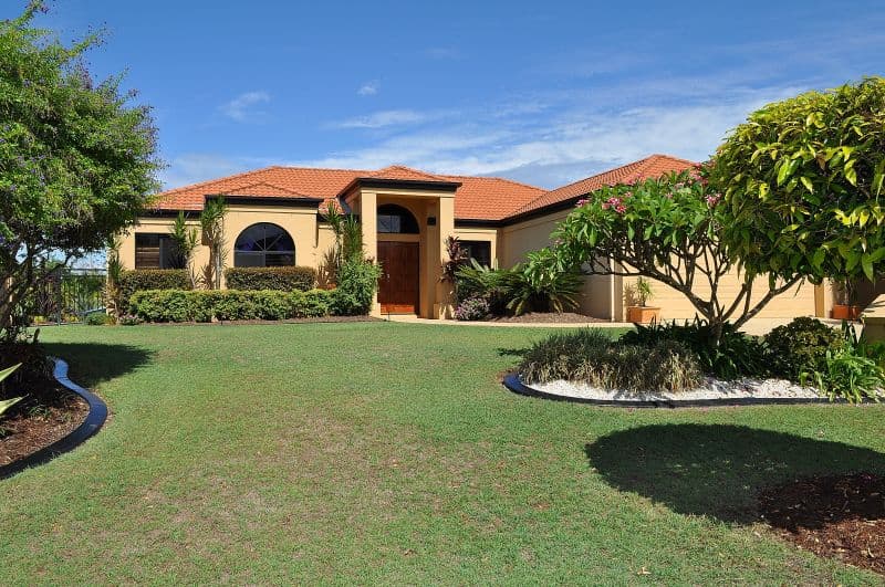 7 Bernard Court, ARUNDEL QLD 4214, Arundel - Image 1