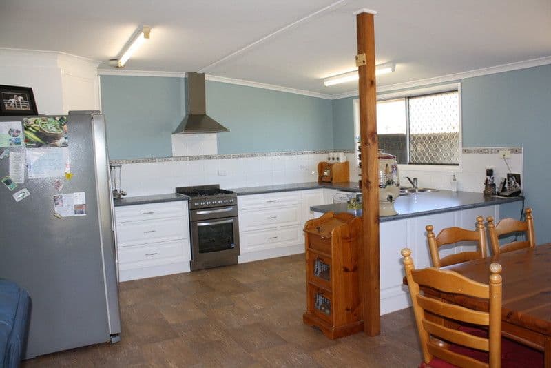 19870 Burnett Highway, MUNDUBBERA QLD 4626, Mundubbera - Thumbnail 2