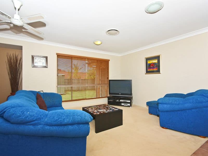 3 Cobb Court, MUDGEERABA QLD 4213, Mudgeeraba - Thumbnail 5