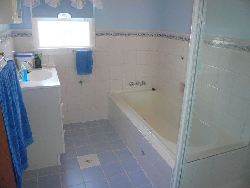 4 Snow Street, NEWNHAM TAS 7248, Newnham - Thumbnail 2