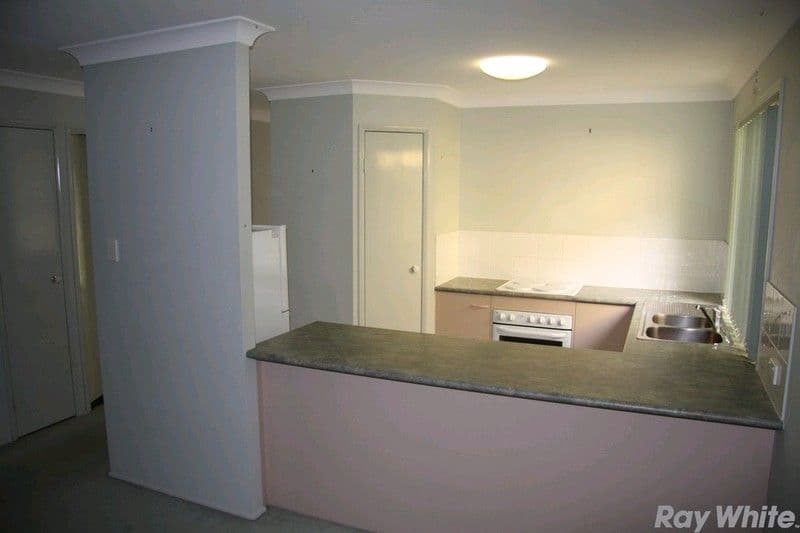 28 Cutbush Road, EVERTON PARK QLD 4053, Everton Park - Thumbnail 3