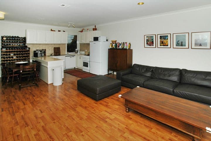 81 Miller Street, FITZROY NORTH VIC 3068, Fitzroy North - Thumbnail 2
