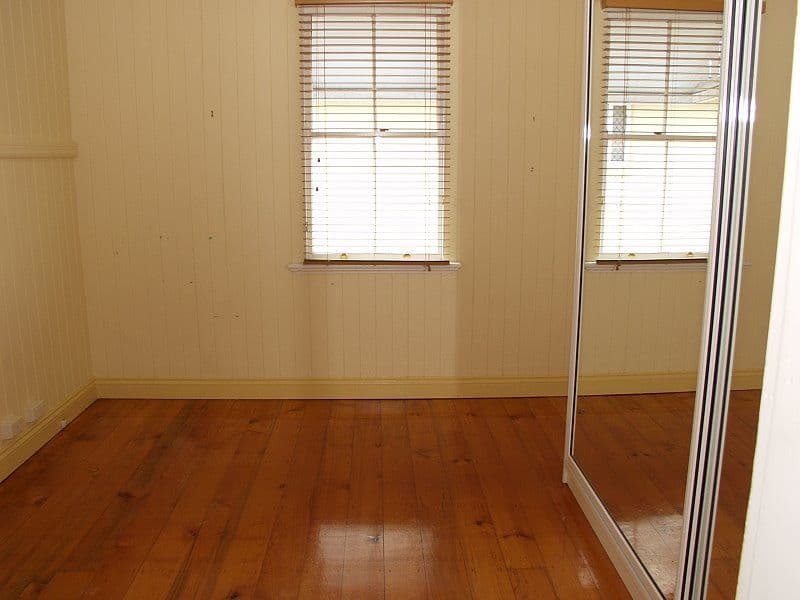Unit 4-18 Baron Street, GREENSLOPES QLD 4120, Greenslopes - Thumbnail 7