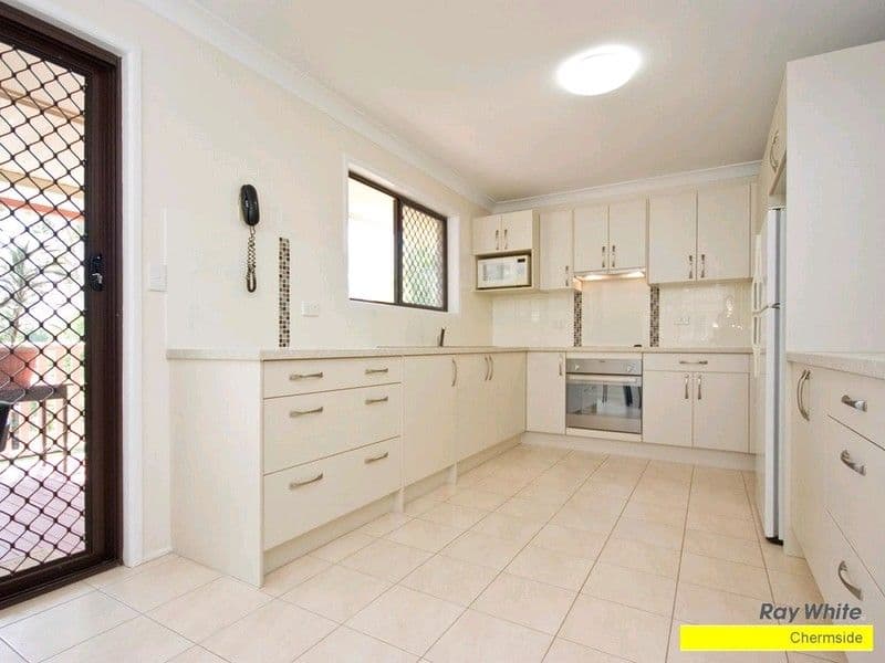 21 Messmate Street, ASPLEY QLD 4034, Aspley - Thumbnail 3