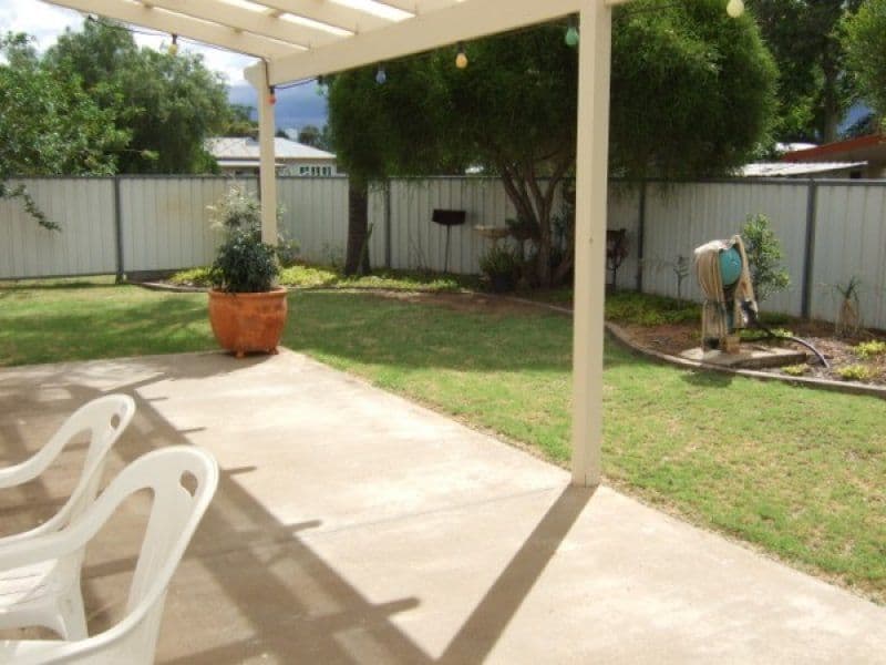 12 Russell Street, CHINCHILLA QLD 4413, Chinchilla - Thumbnail 6