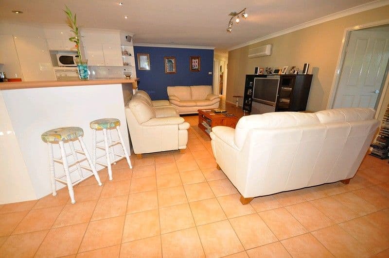 4 Gympie Close, PARKWOOD QLD 4214, Parkwood - Thumbnail 8