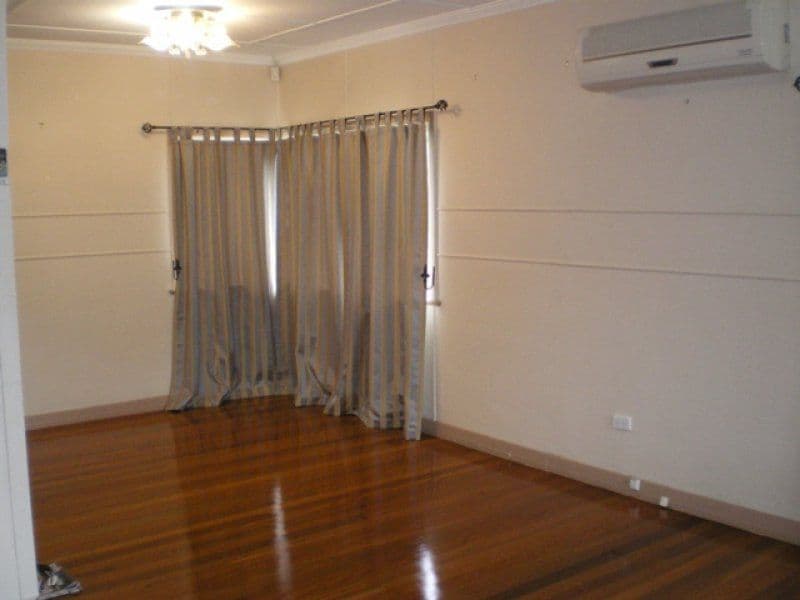 16 Curlewis Close, Brinsmead, QLD, 4870, Brinsmead - Thumbnail 4