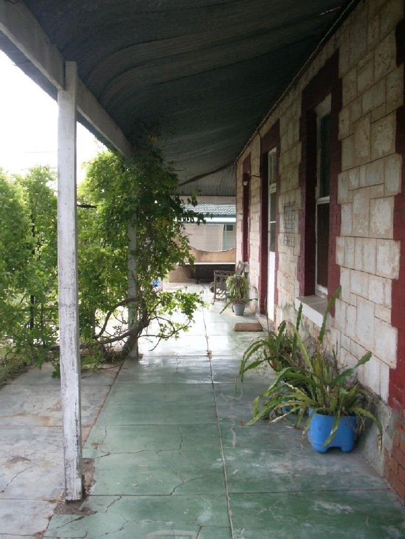 52 Venn Avenue, BORDERTOWN SA 5268, Bordertown - Thumbnail 8