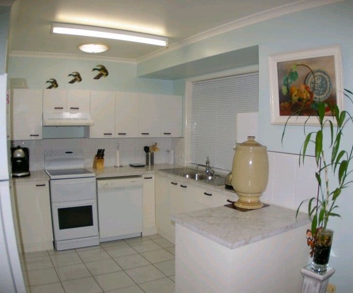 13 Little Street, DECEPTION BAY QLD 4508, Deception Bay - Thumbnail 2