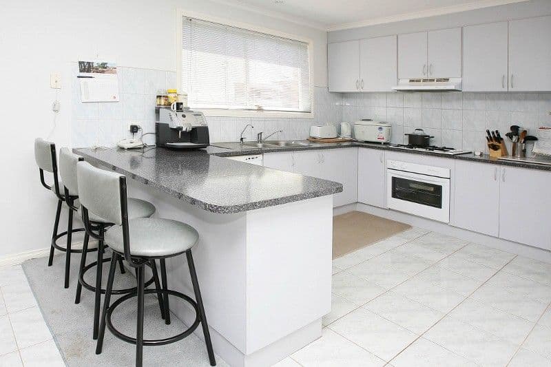 14 Renae Way, SYDENHAM VIC 3037, Sydenham - Thumbnail 3