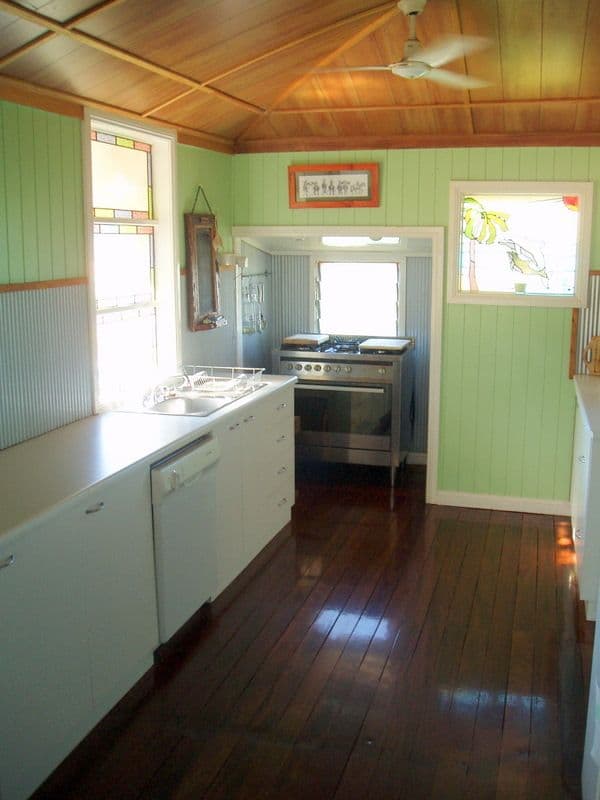 8 Barriens Estate, CHARLEVILLE QLD 4470, Charleville - Thumbnail 2