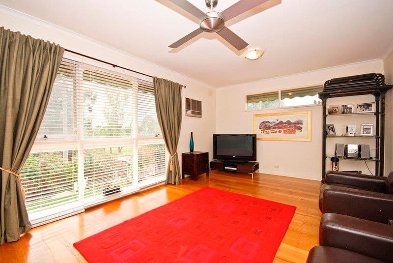9 SWITCHBACK Road, CHIRNSIDE PARK VIC 3116, Chirnside Park - Thumbnail 2