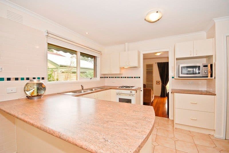 9 SWITCHBACK Road, CHIRNSIDE PARK VIC 3116, Chirnside Park - Thumbnail 3