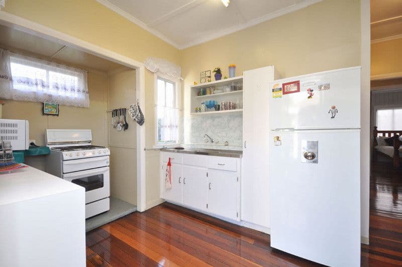 108 Moree Street, STAFFORD HEIGHTS QLD 4053, Stafford - Thumbnail 4