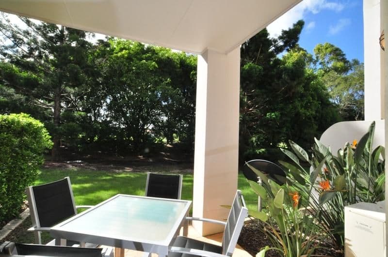8852 Magnolia Drive East, HOPE ISLAND QLD 4212, Hope Island - Thumbnail 2