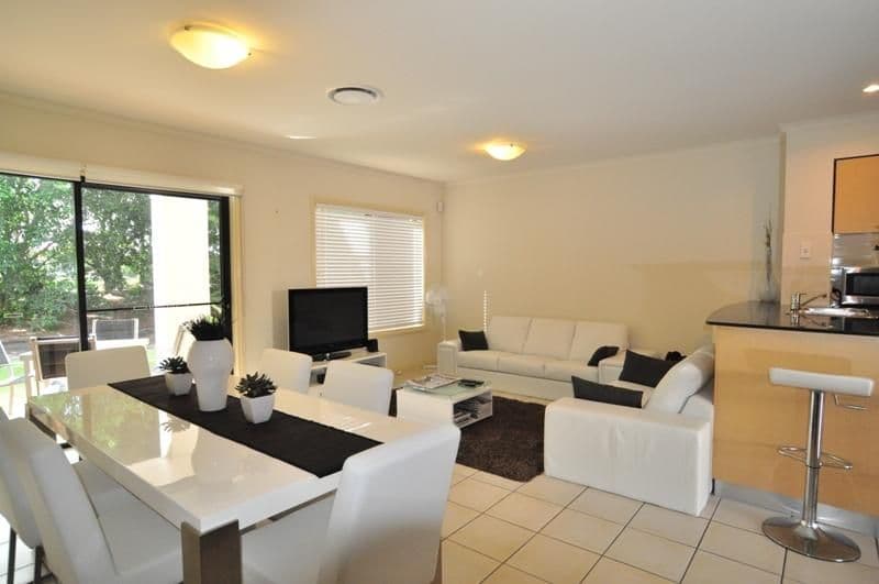 8852 Magnolia Drive East, HOPE ISLAND QLD 4212, Hope Island - Thumbnail 3
