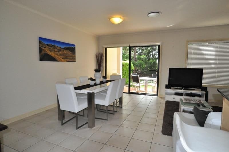 8852 Magnolia Drive East, HOPE ISLAND QLD 4212, Hope Island - Thumbnail 7