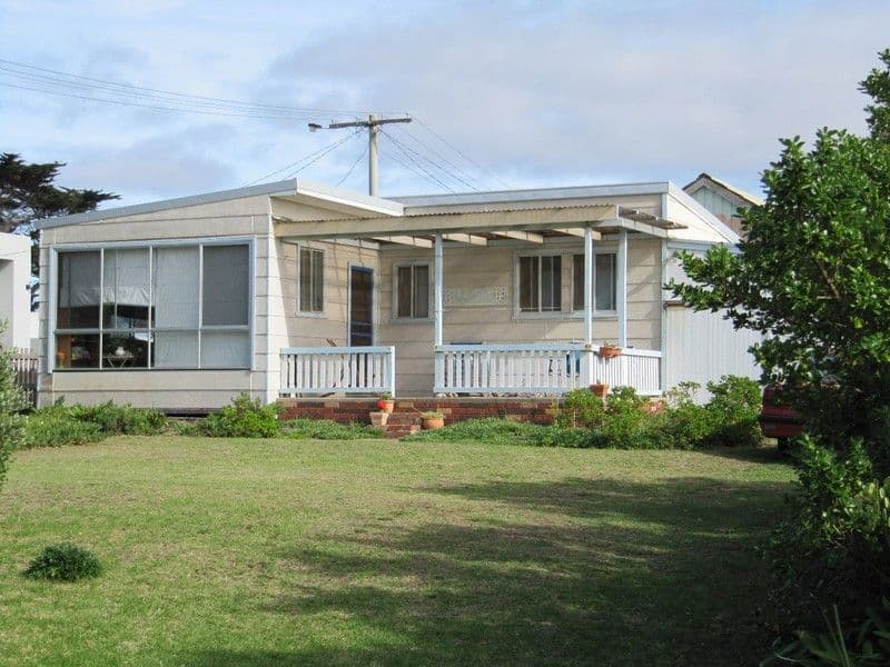27 Foreshore Road, SEASPRAY VIC 3851, Seaspray - Thumbnail 6