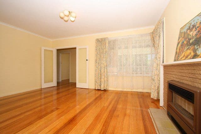 25 Lindenow Street, RESERVOIR VIC 3073, Reservoir - Thumbnail 2