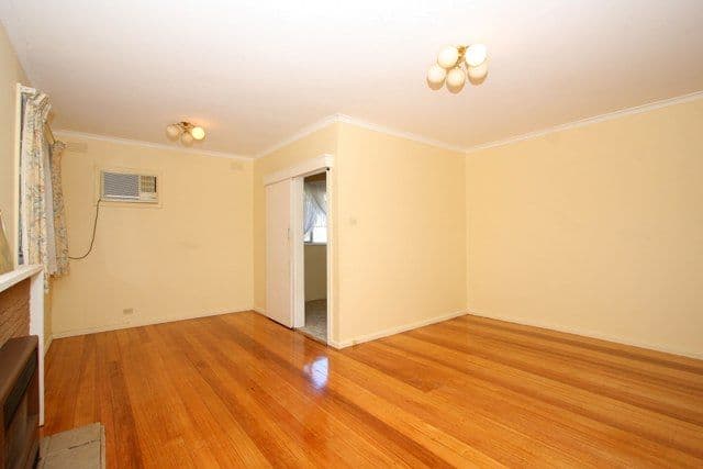 25 Lindenow Street, RESERVOIR VIC 3073, Reservoir - Thumbnail 3