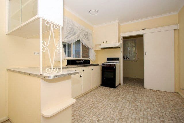 25 Lindenow Street, RESERVOIR VIC 3073, Reservoir - Thumbnail 5