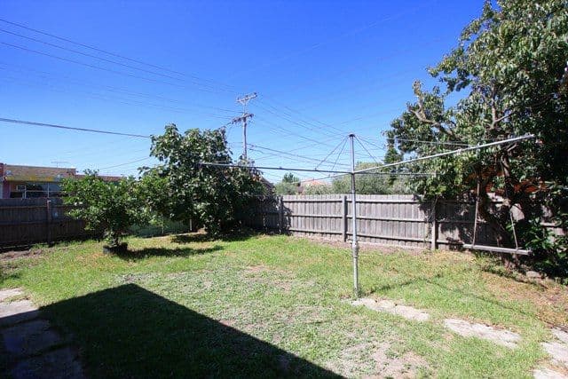 25 Lindenow Street, RESERVOIR VIC 3073, Reservoir - Thumbnail 8