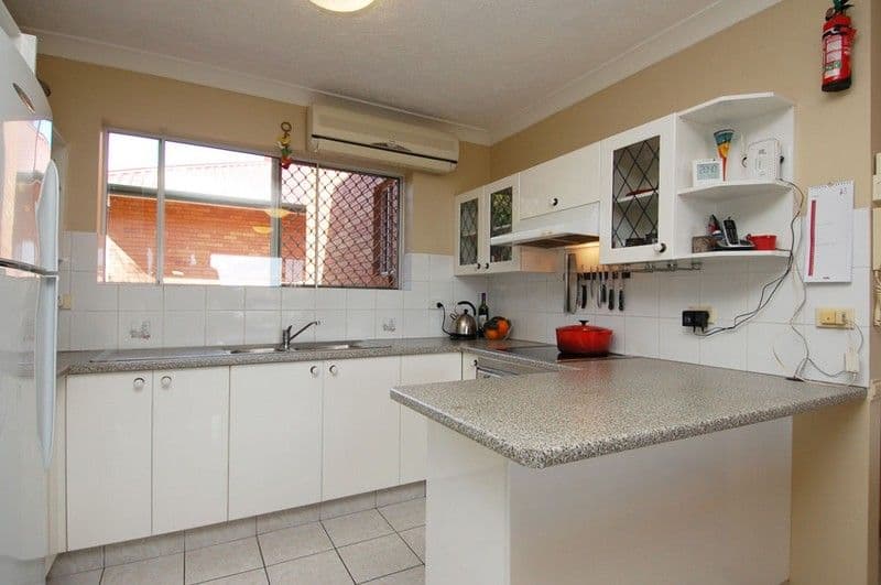 20 Mansfield Street, COORPAROO QLD 4151, Coorparoo - Thumbnail 2
